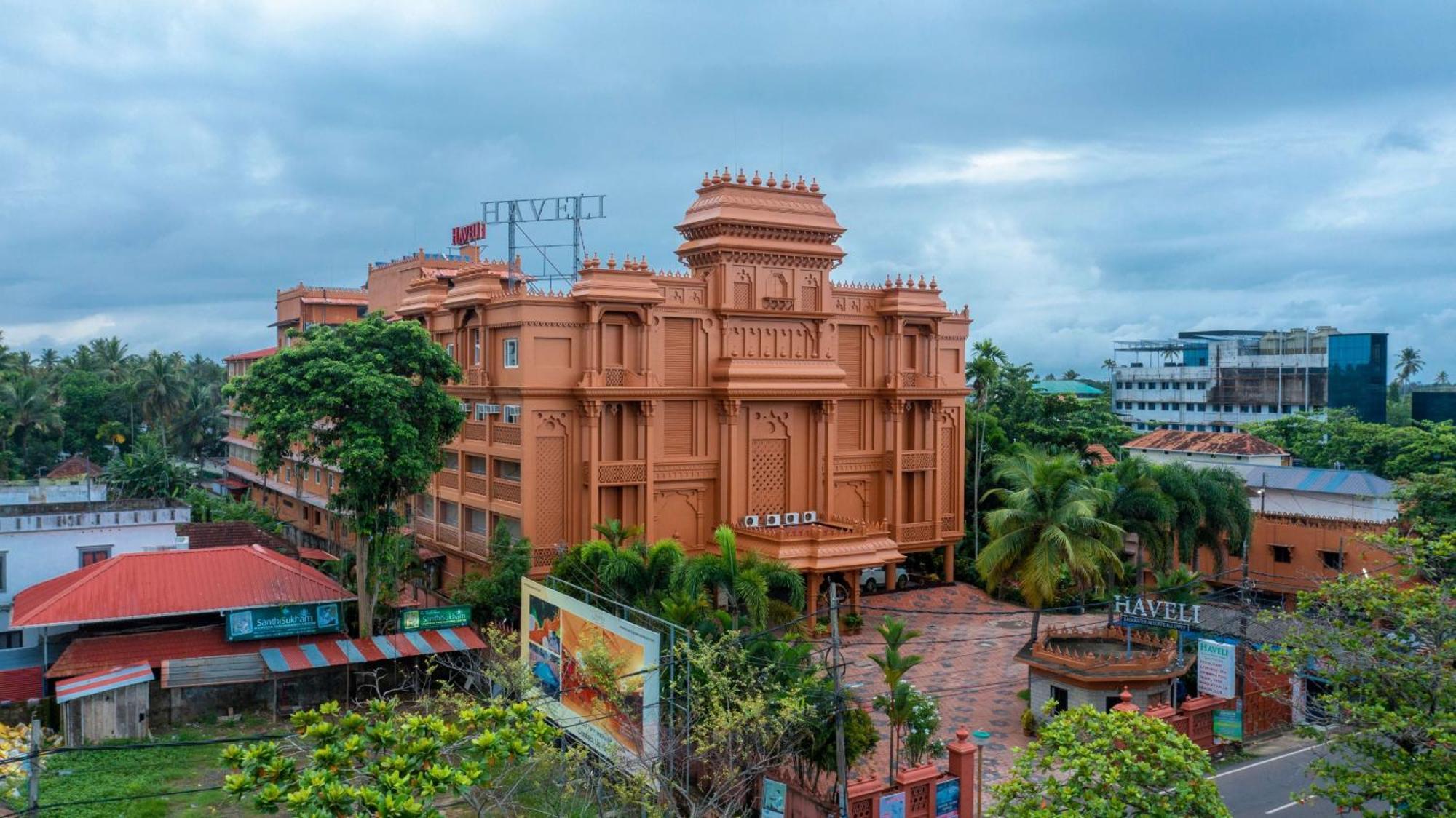 Haveli Backwater Resort Alappuzha Buitenkant foto